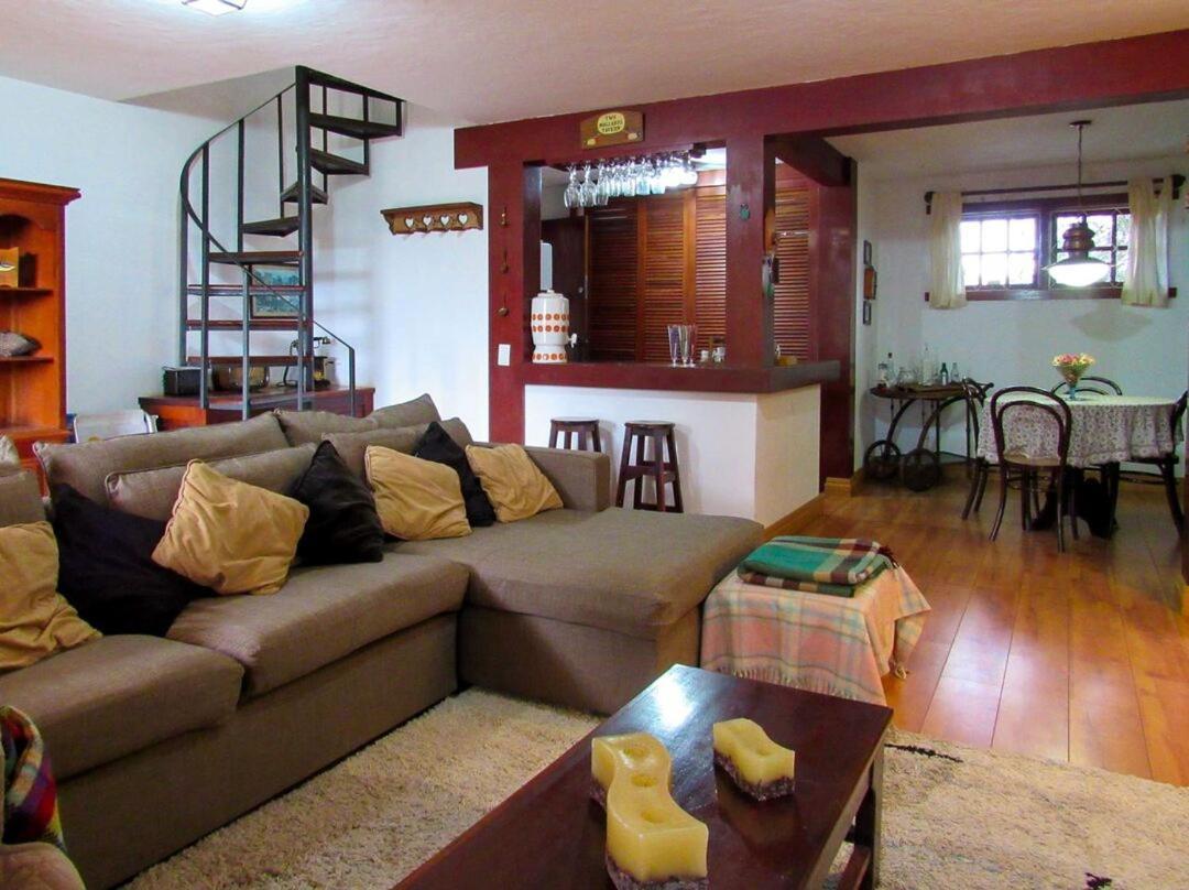 Chale Com Lareira E Wi-Fi Em Campos Do Jordao - Sp Villa Eksteriør billede