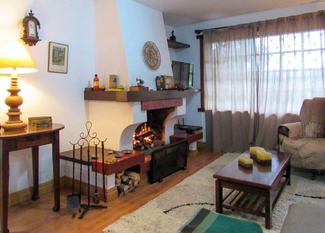 Chale Com Lareira E Wi-Fi Em Campos Do Jordao - Sp Villa Eksteriør billede